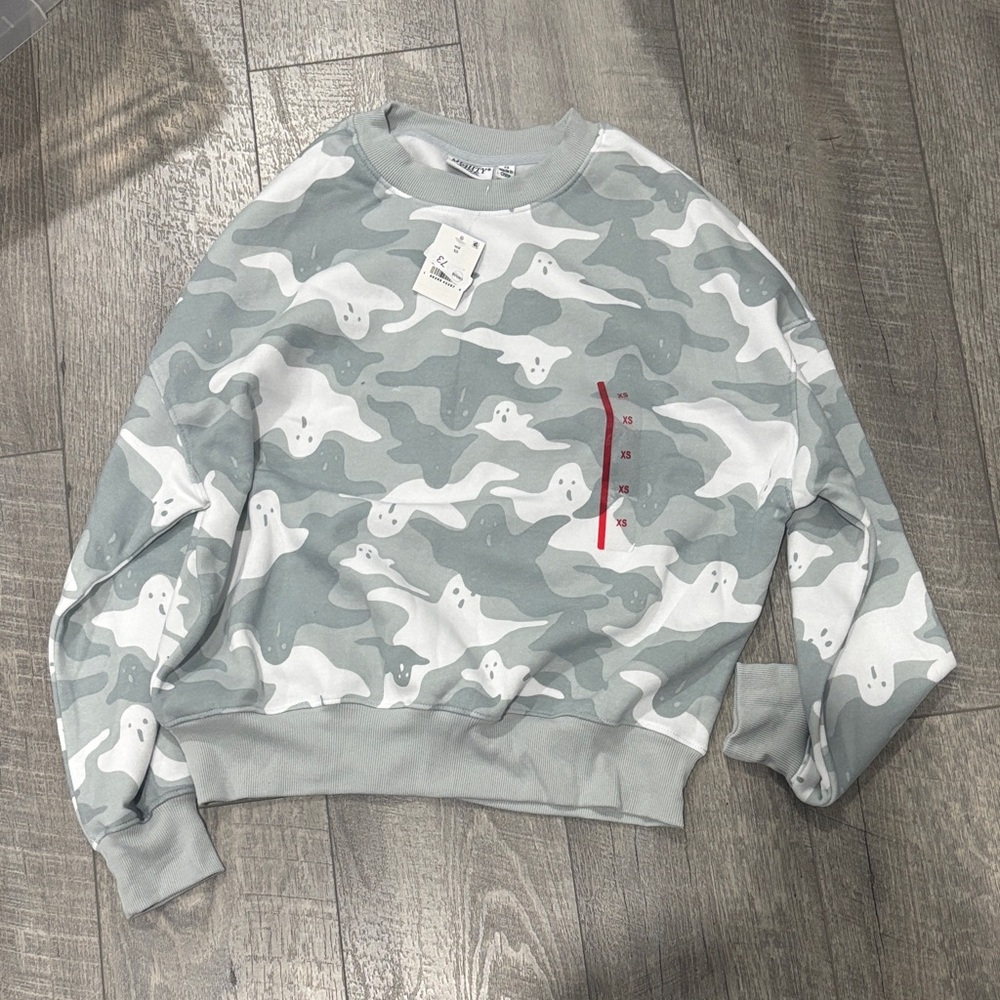 Ghost Pattern sweats set - Picture 2 of 4